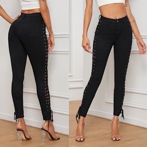 NWT 💫 Black Jeans with Lace Sides